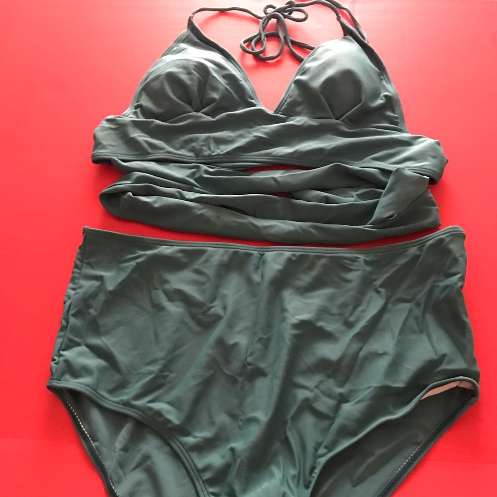 Two piece bathing suite